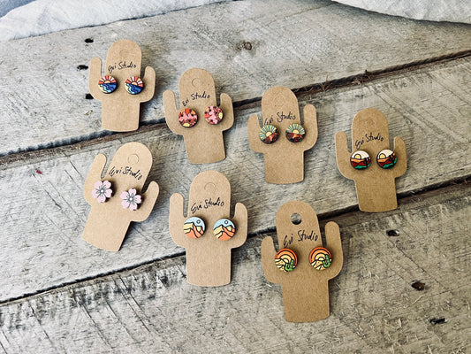Wooden Circle Landscape Earrings - Evi Studio