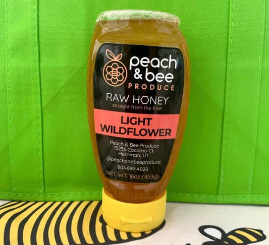 16 oz Honey Squeeze Bottle - Peach and Bee Produce